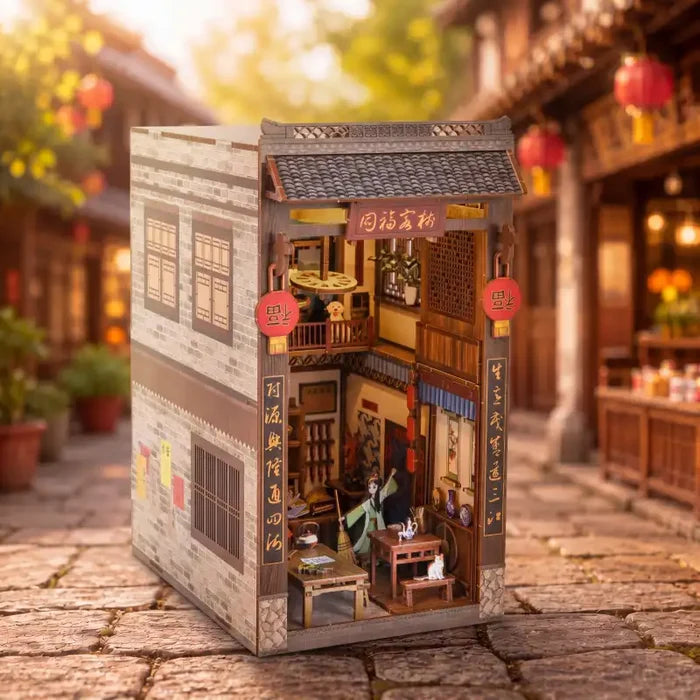 Book Nook Le Pavillon des Lanternes