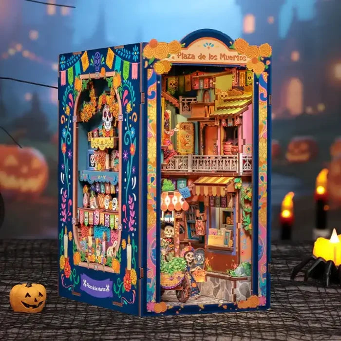 Book Nook Plaza de los Muertos