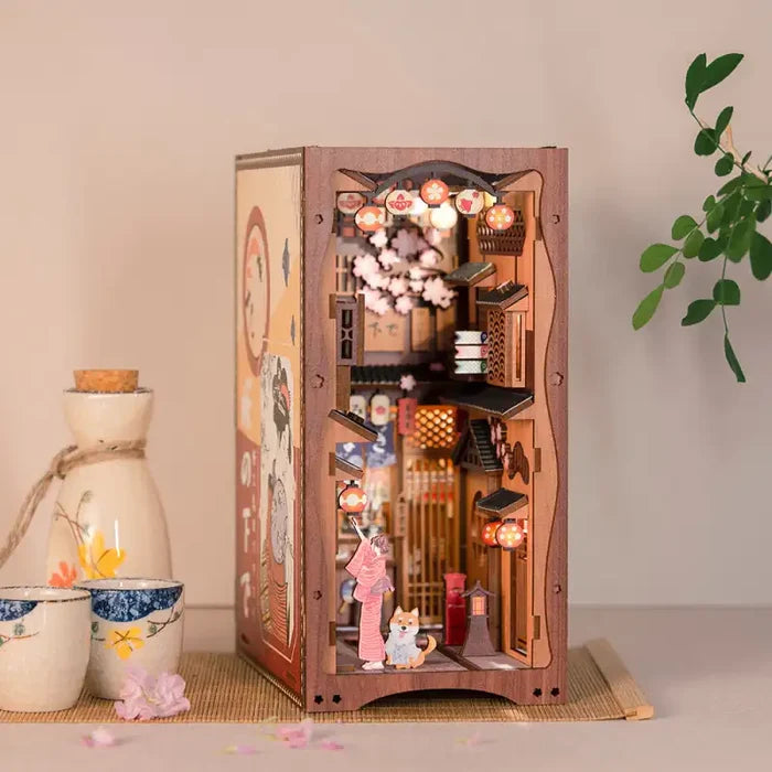 Book Nook Sous l’Arbre de Sakura.
