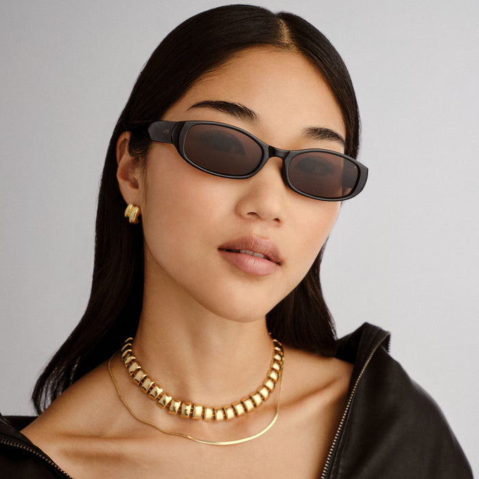 Caellum Black Uni-Sex Oval Sunglasses | Aire