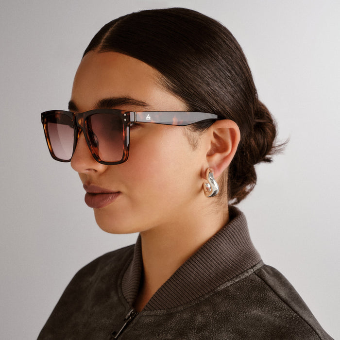 Kraz Rose Tort Uni-Sex Square Sunglasses | Aire
