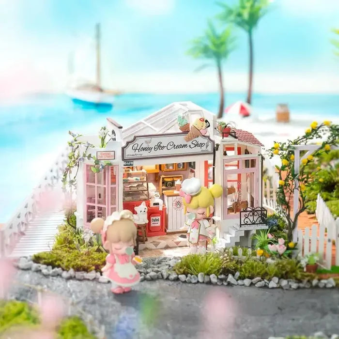 Maison Miniature Honey Ice Cream Shop