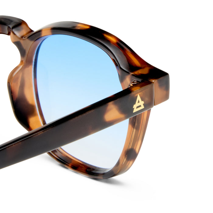 Nyxis Amber Tort Uni-Sex Round Sunglasses | Aire