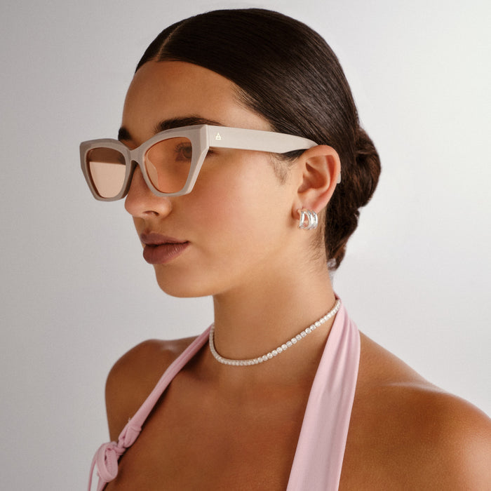 Persei Putty Female Cat-Eye Sunglasses | Aire