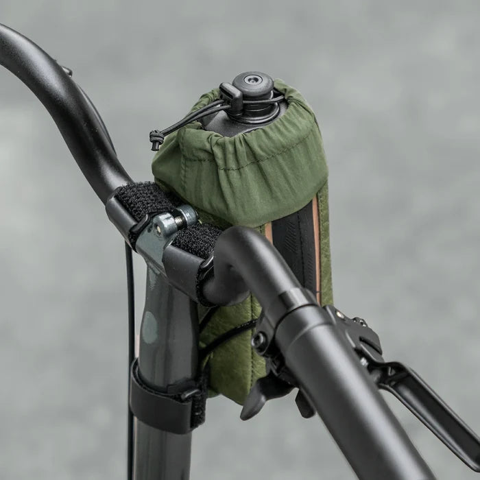 sustainable-eco-friendly-tyvek_-recycled-tire-bike-water-bottle-bags