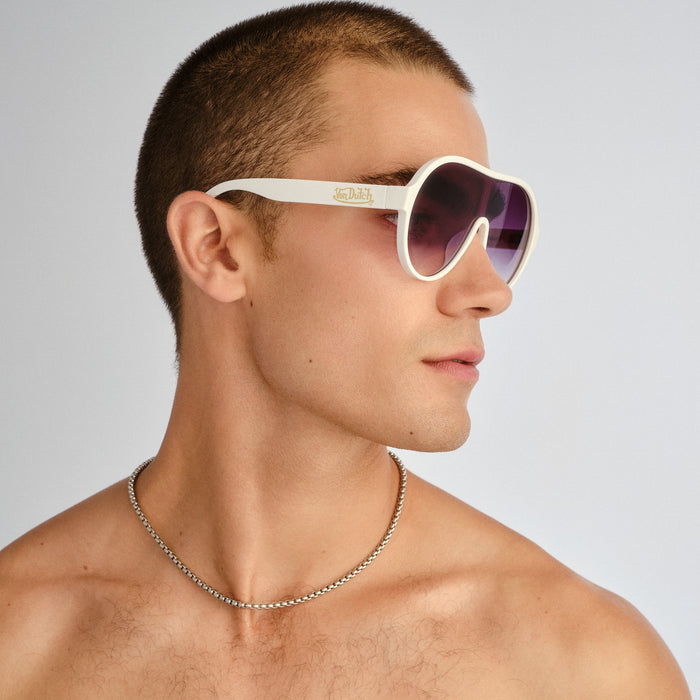 Scandalous White Uni-Sex Aviator Sunglasses | Aire