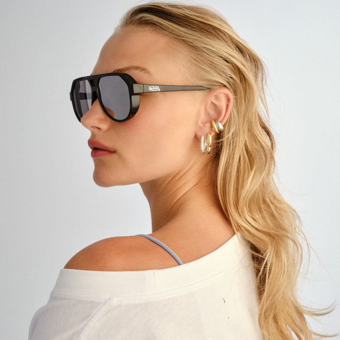 Shameless Black Uni-Sex Aviator Sunglasses | Aire