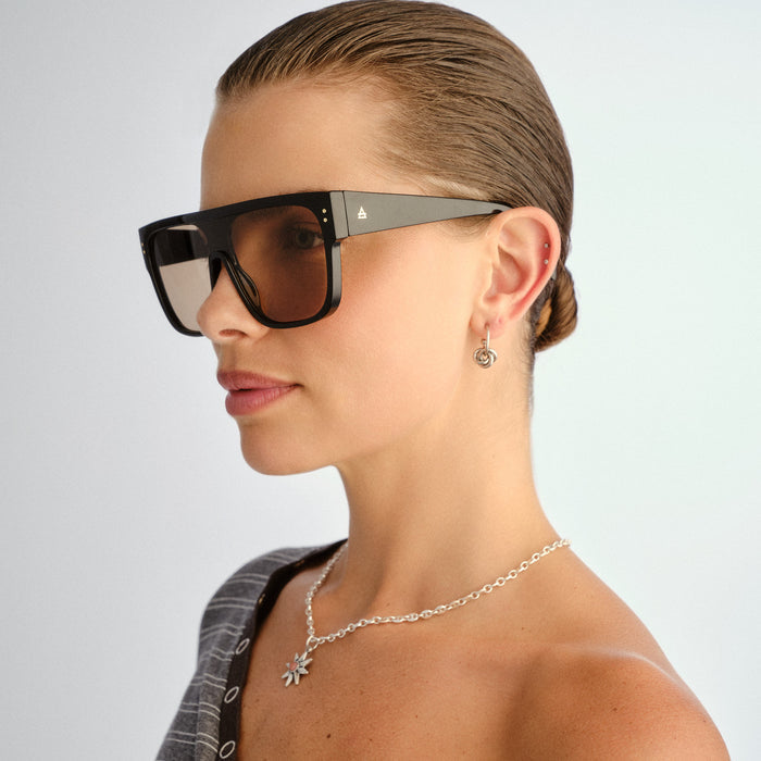 Starwake Black Uni-Sex Square Sunglasses | Aire