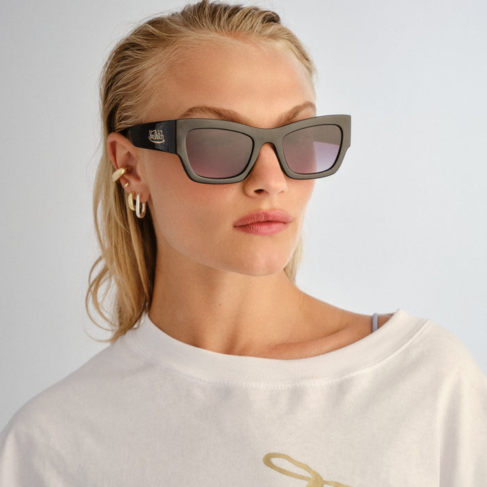 Vendetta Black Female Cat-Eye Sunglasses | Aire